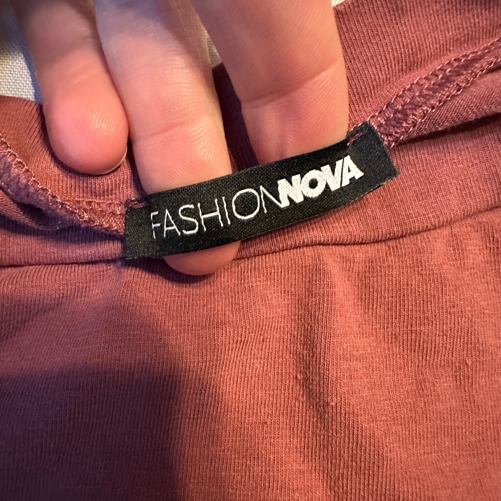 Fashionova T-shirt Dress With Side Slit - SZ S - Picture 3 of 7